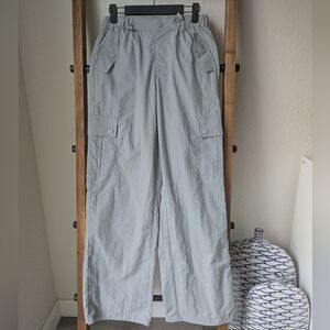NWT Tractr Women's Gray Cargo Pants - Size XS